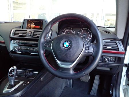 2016-BMW-2-Series-220d-Coupe-Sport-Auto_16