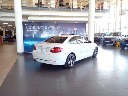 2016-BMW-2-Series-220d-Coupe-Sport-Auto_7