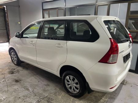 2014-Toyota-Avanza-15-SX_2