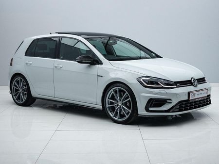 2019-Volkswagen-Golf-VII-20-TSI-R-Auto-228kW_0