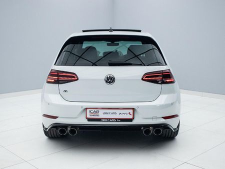 2019-Volkswagen-Golf-VII-20-TSI-R-Auto-228kW_8