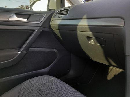 2020-Volkswagen-Golf-14-TSi-COMFORTLINE-R-LINE-DSG-AUTO_15