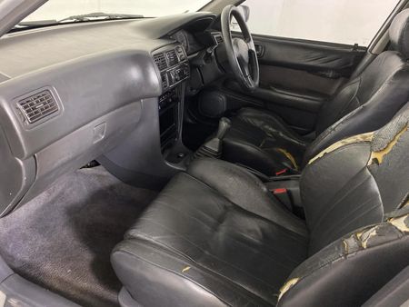 1999-Toyota-Corolla-RXi_8