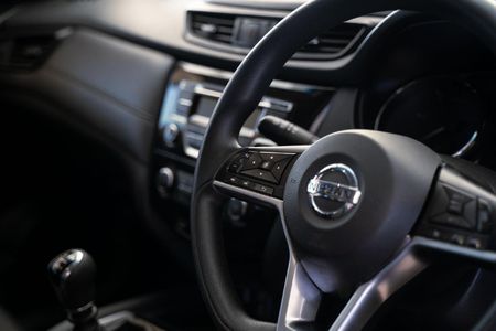 2020-Nissan-X-Trail-16-dCi-Visia-7-seat_13