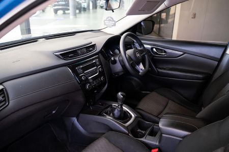 2020-Nissan-X-Trail-16-dCi-Visia-7-seat_5