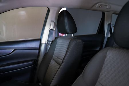 2020-Nissan-X-Trail-16-dCi-Visia-7-seat_6