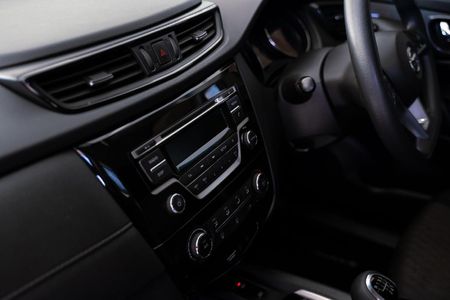 2020-Nissan-X-Trail-16-dCi-Visia-7-seat_7