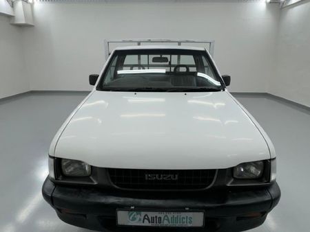 1999-Isuzu-KB-200-SWB_1