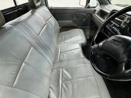 1999-Isuzu-KB-200-SWB_6