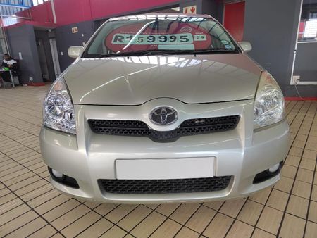 2009-Toyota-Verso-160-SX_2
