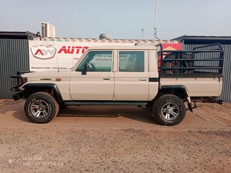 2001-Toyota-Land-Cruiser-70-42-Diesel-Single-Cab_0