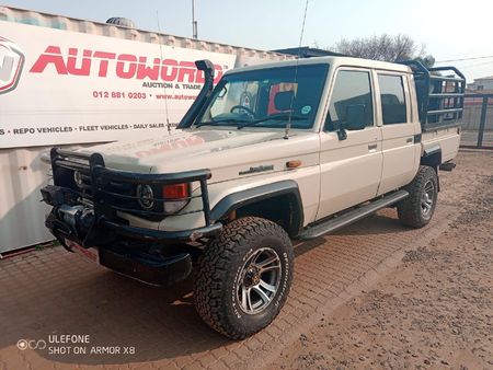 2001-Toyota-Land-Cruiser-70-42-Diesel-Single-Cab_2