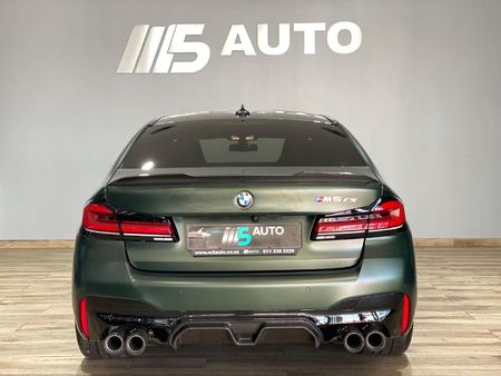 2022-BMW-M5-CS-M-DCT_4