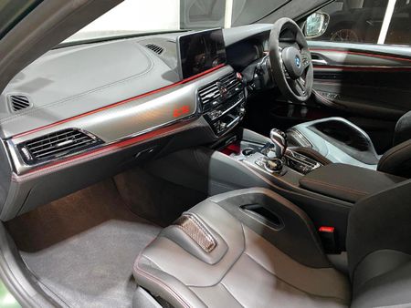 2022-BMW-M5-CS-M-DCT_6