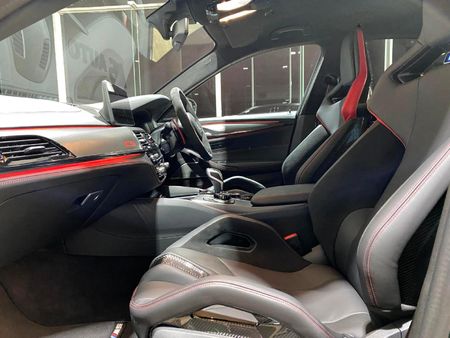 2022-BMW-M5-CS-M-DCT_7