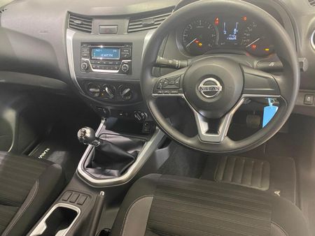 2024-Nissan-Navara-25-DDTi-SE-4X4-Single-Cab_9