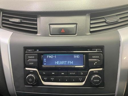 2024-Nissan-Navara-25-DDTi-SE-4X4-Single-Cab_11