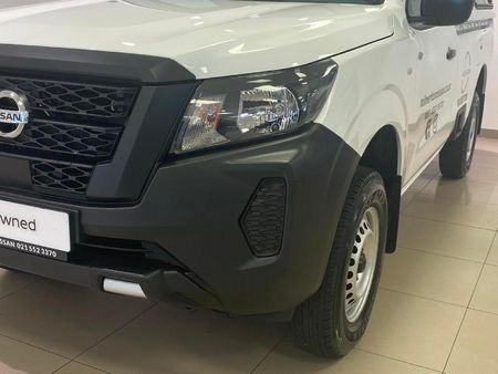 2024-Nissan-Navara-25-DDTi-SE-4X4-Single-Cab_17