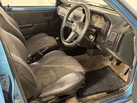 1996-Mazda-323-130-Midge-Hatch_9