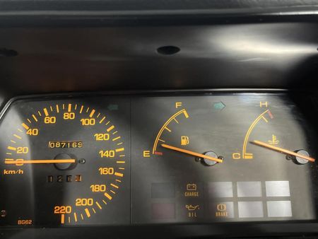 1996-Mazda-323-130-Midge-Hatch_2