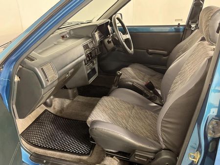 1996-Mazda-323-130-Midge-Hatch_8