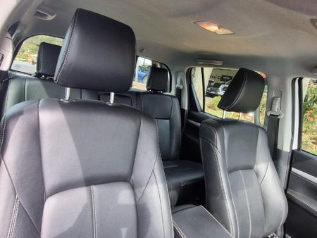 2022-Toyota-Hilux-28-GD-6-Raider-4x4-Auto-Double-Cab_9