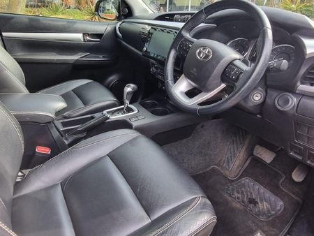 2022-Toyota-Hilux-28-GD-6-Raider-4x4-Auto-Double-Cab_8