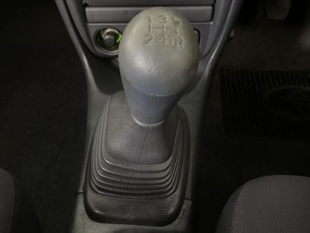 2001-Toyota-Corolla-160i-GLE_10