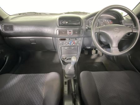 2001-Toyota-Corolla-160i-GLE_1
