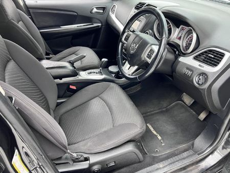2013-Dodge-Journey-36-V6-SXT-Auto_16