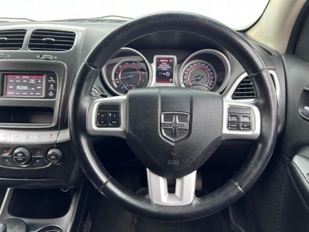 2013-Dodge-Journey-36-V6-SXT-Auto_8