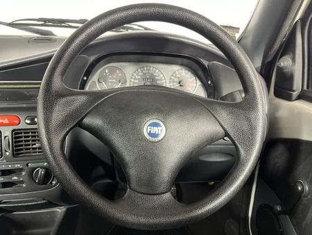 2006-Fiat-Palio-12-Go-3-dr_10
