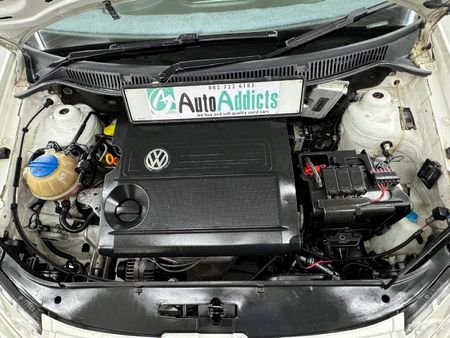 2007-Volkswagen-Polo-16-Trendline_10