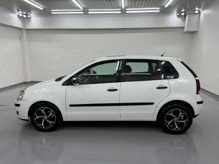 2007-Volkswagen-Polo-16-Trendline_4