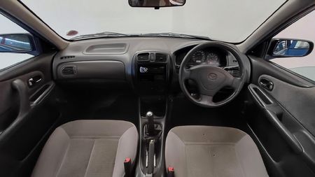 2000-Mazda-Etude-160i-Sedan-aircon_13