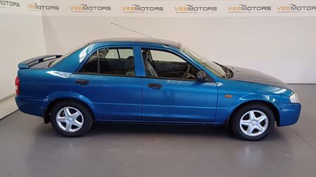 2000-Mazda-Etude-160i-Sedan-aircon_3