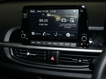 2024-Kia-Picanto-12-EX-Manual_16
