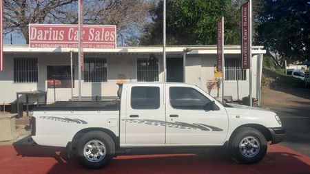2007-Nissan-Hardbody-2700D-4x2-Double-Cab_2