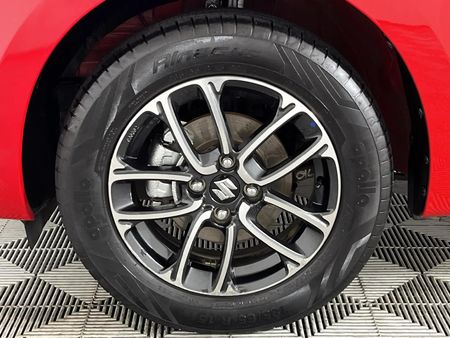 2022-Suzuki-Swift-12-GLX_3