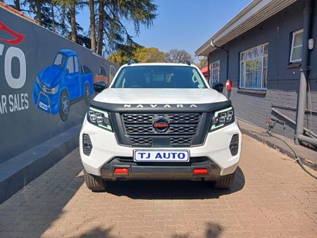 2022-Nissan-Navara-25-DDTi-PRO-4X-4X4-Auto-Double-Cab_1
