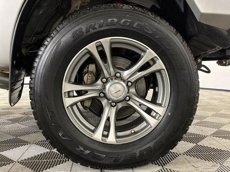 2013-Toyota-Hilux-30-D-4D-Raider-4x4-Auto-Double-Cab_5