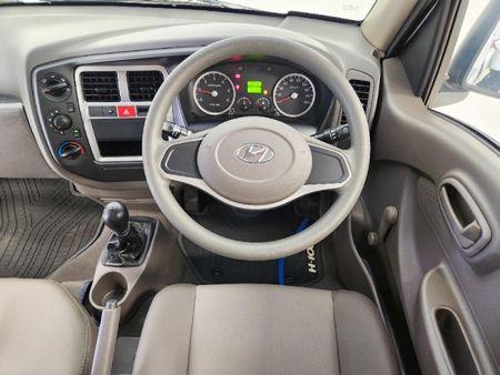 2024-Hyundai-H100-Bakkie-26D-Dropside_12