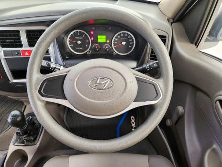 2024-Hyundai-H100-Bakkie-26D-Dropside_13