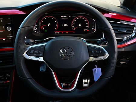 2024-Volkswagen-Polo-20-GTI-Auto-147kW_10