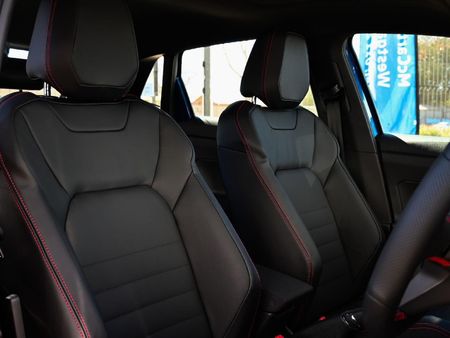 2024-Volkswagen-Polo-20-GTI-Auto-147kW_16