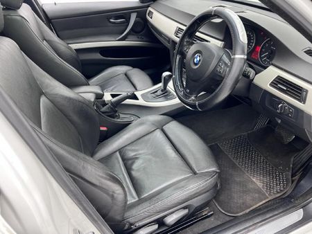 2006-BMW-3-Series-325i-Exclusive-Auto_14