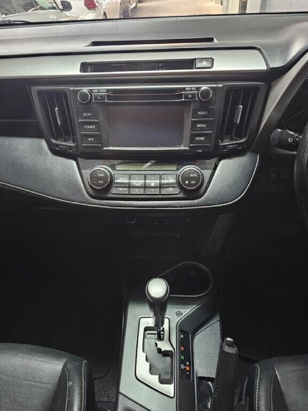2018-Toyota-RAV4-22-D-VX-Auto_9