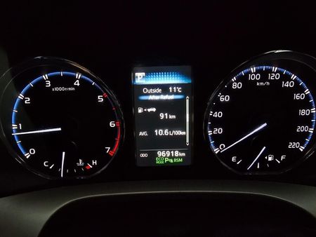 2018-Toyota-RAV4-22-D-VX-Auto_12