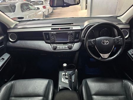 2018-Toyota-RAV4-22-D-VX-Auto_6