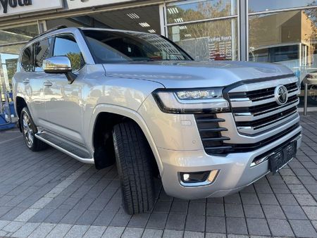 2024-Toyota-Land-Cruiser-300-V6-35-T-ZX_3